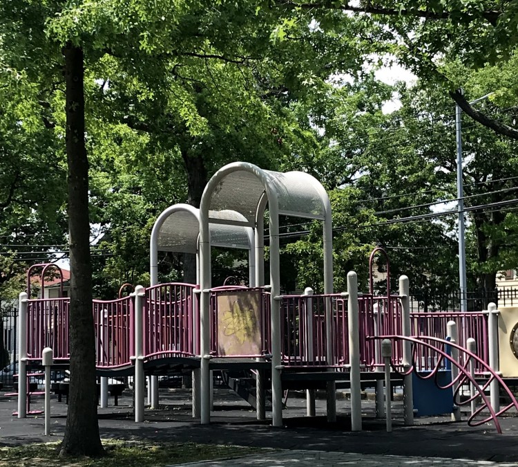 Marie Curie Playground (Bayside,&nbspNY)